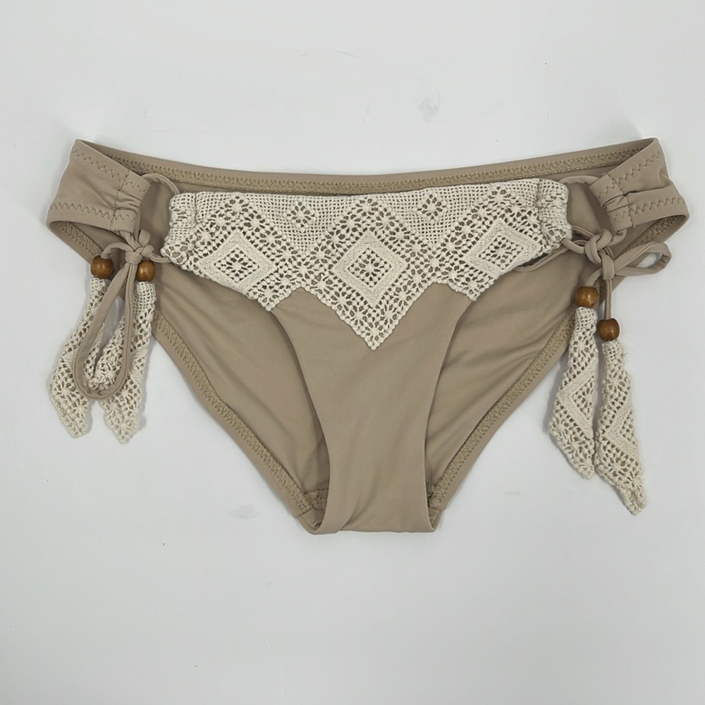 BECCA Bikini Set High Neck Crochet Lace Beaded Boho Nude Beige Tan Cream Sm/XSm - Picture 3 of 10